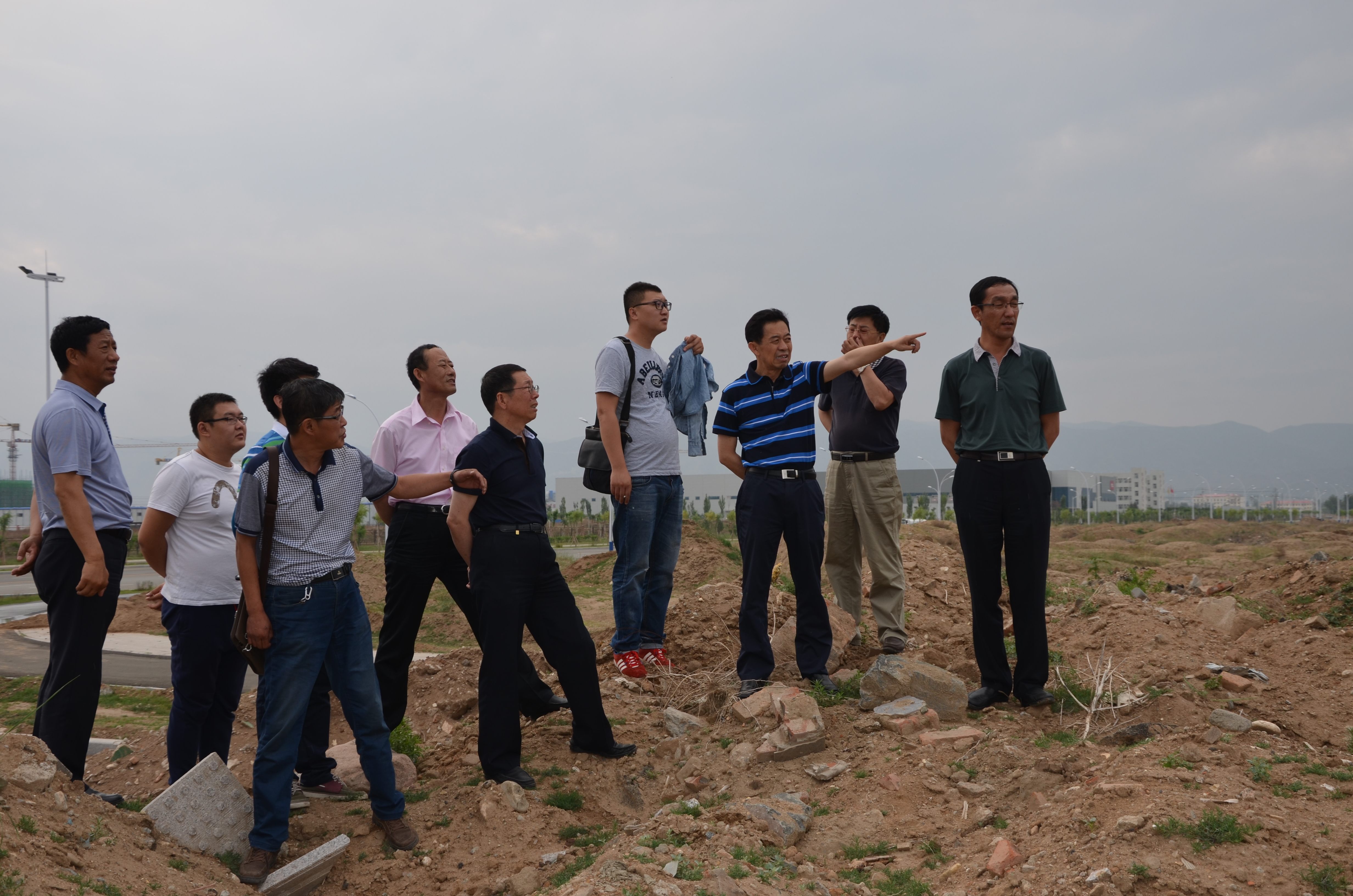 研究如何打通“斷頭路?！?jpg